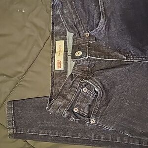 Blue 510 Levi jeans